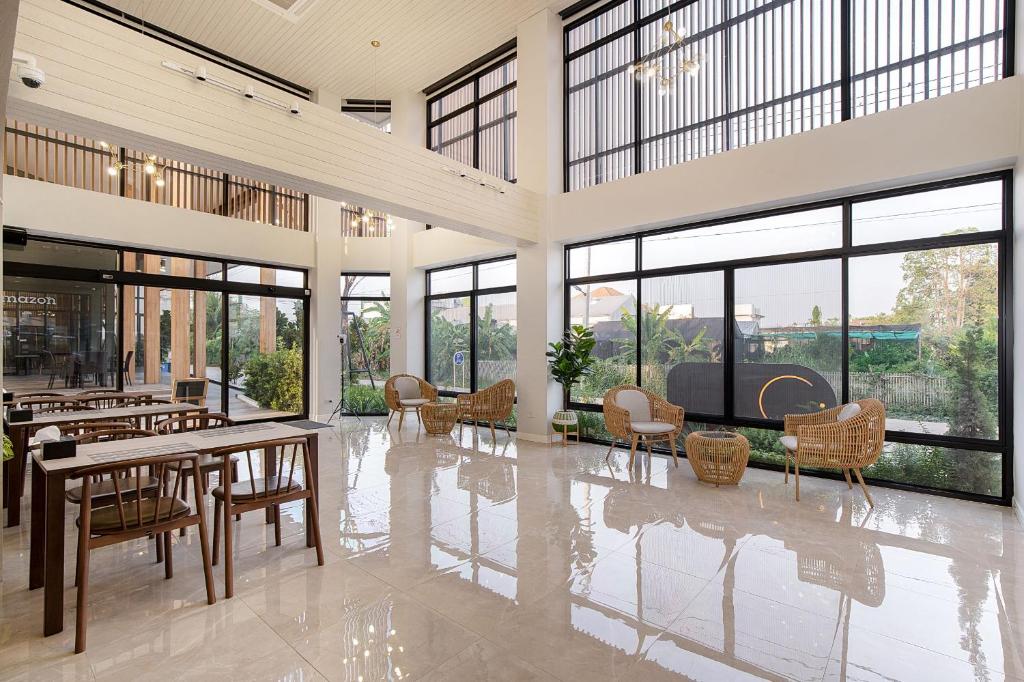 The Pride Hotel Phitsanulok — 4