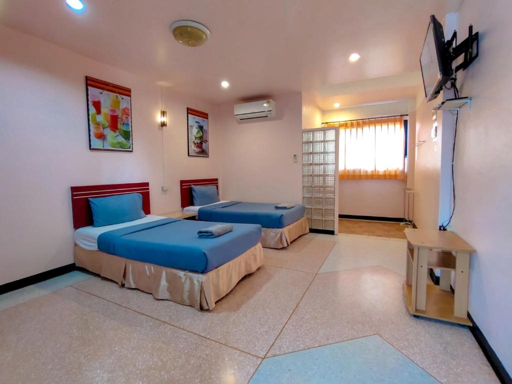 Srisomthai Hotel — 2