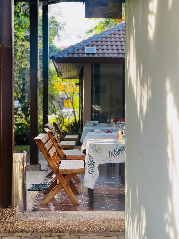 Srisomthai Hotel — 4